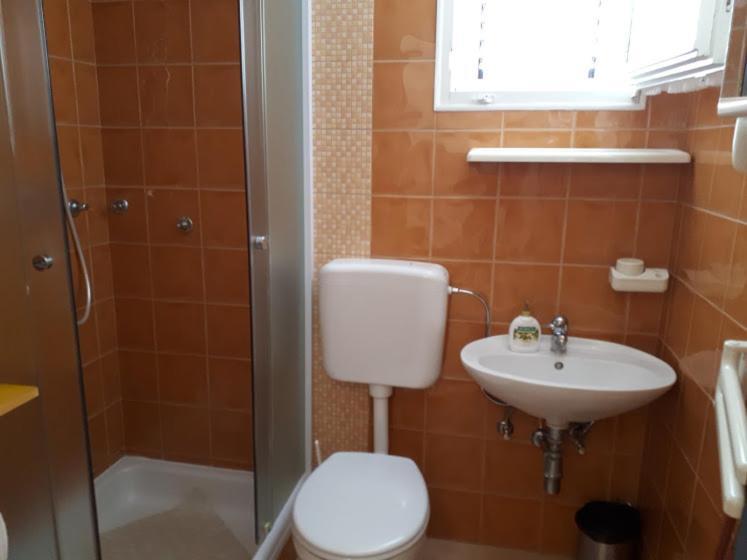 Rovis Apartmán